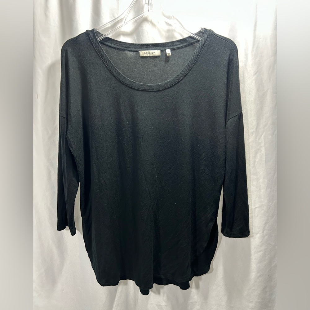 Babaton Aritzia 3/4 Sleeve Pullover Top Stretch T Shirt Hi Lo Hem Black Sz XS